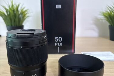 Panasonic LUMIX S-S50 50mm F1.8 L-Mount Mirrorless Camera Interchangeable Lens –