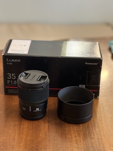 Panasonic LUMIX S 35mm F/1.8 S-S35 Fantastic Full Frame Lens + Box Complete