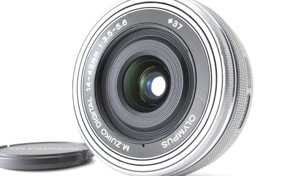 Olympus M.Zuiko Digital ED 14-42mm f/3.5-5.6 EZ Silver Micro 4/3th Lens #431