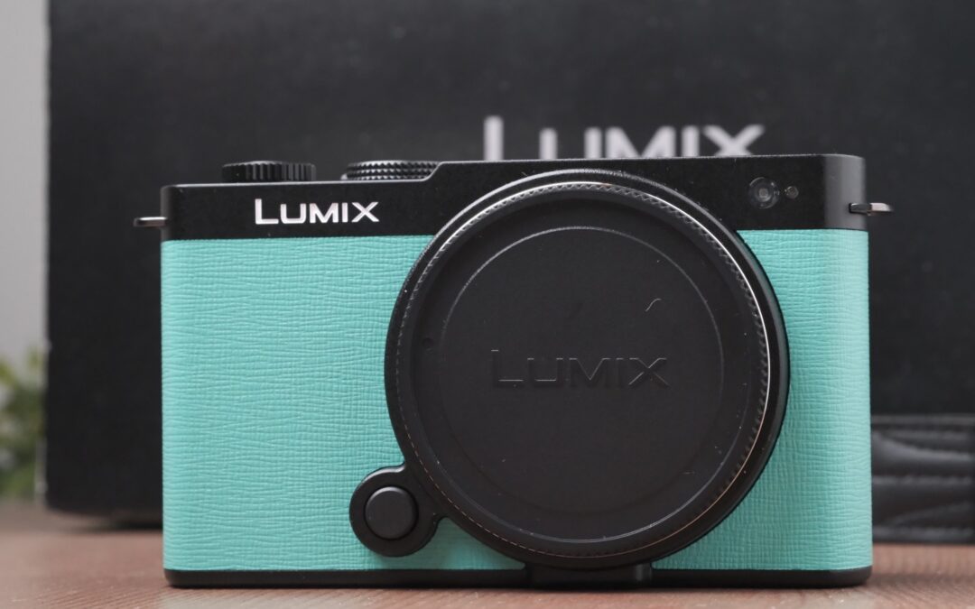 (Open Box) Panasonic LUMIX S9 24.2MP Digital Camera – Light Green (Body Only)