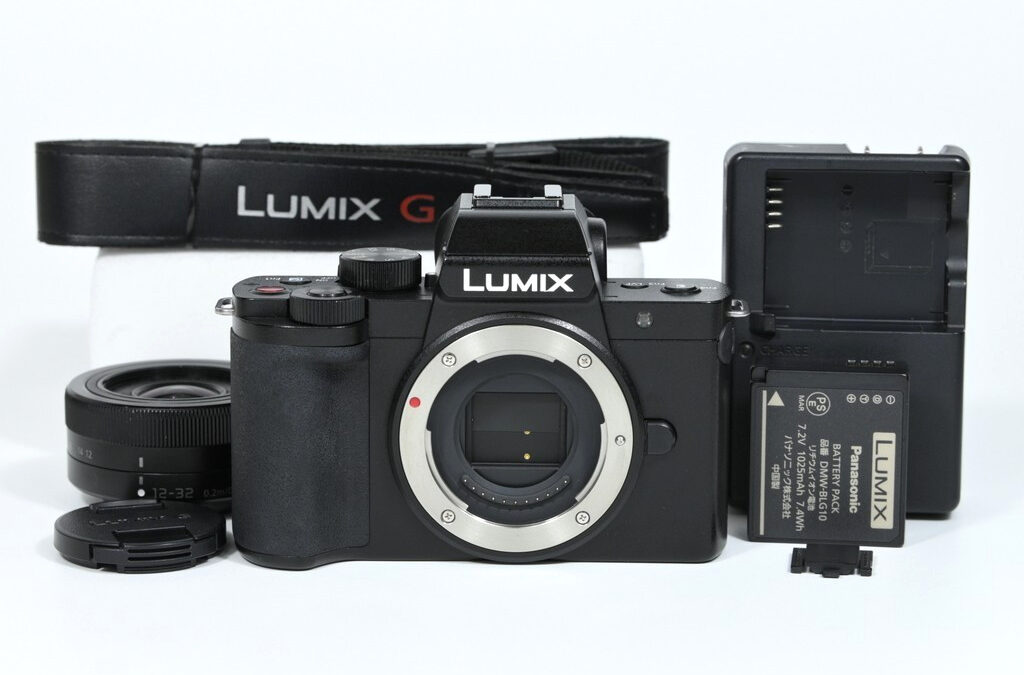 Panasonic LUMIX DC-G100 Mirrorless Camera SC2065 with 12-32mm Lens [Mint]