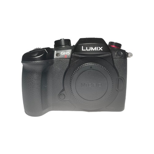 GH5 II 4K Pro Video Kit | Low Shutter Count, Sigma 16mm F1.4 lens, Cage, SD card