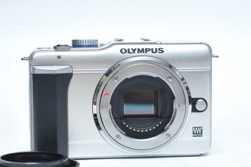 Olympus Pen E-PL1 12.3MP Digital Camera Body Micro 4/3