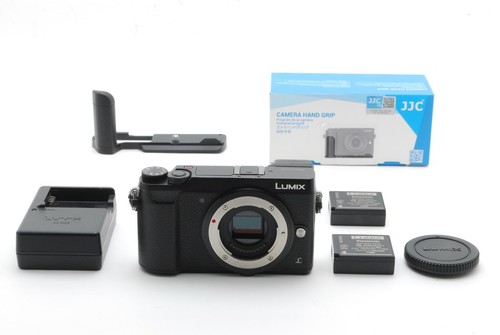 “Near MINT” Panasonic Lumix DMC-GX7MK2 16.0MP Compact Digital Camera