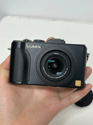 Panasonic LUMIX DMC-LX5 Compact Digital Camera 10.1MP