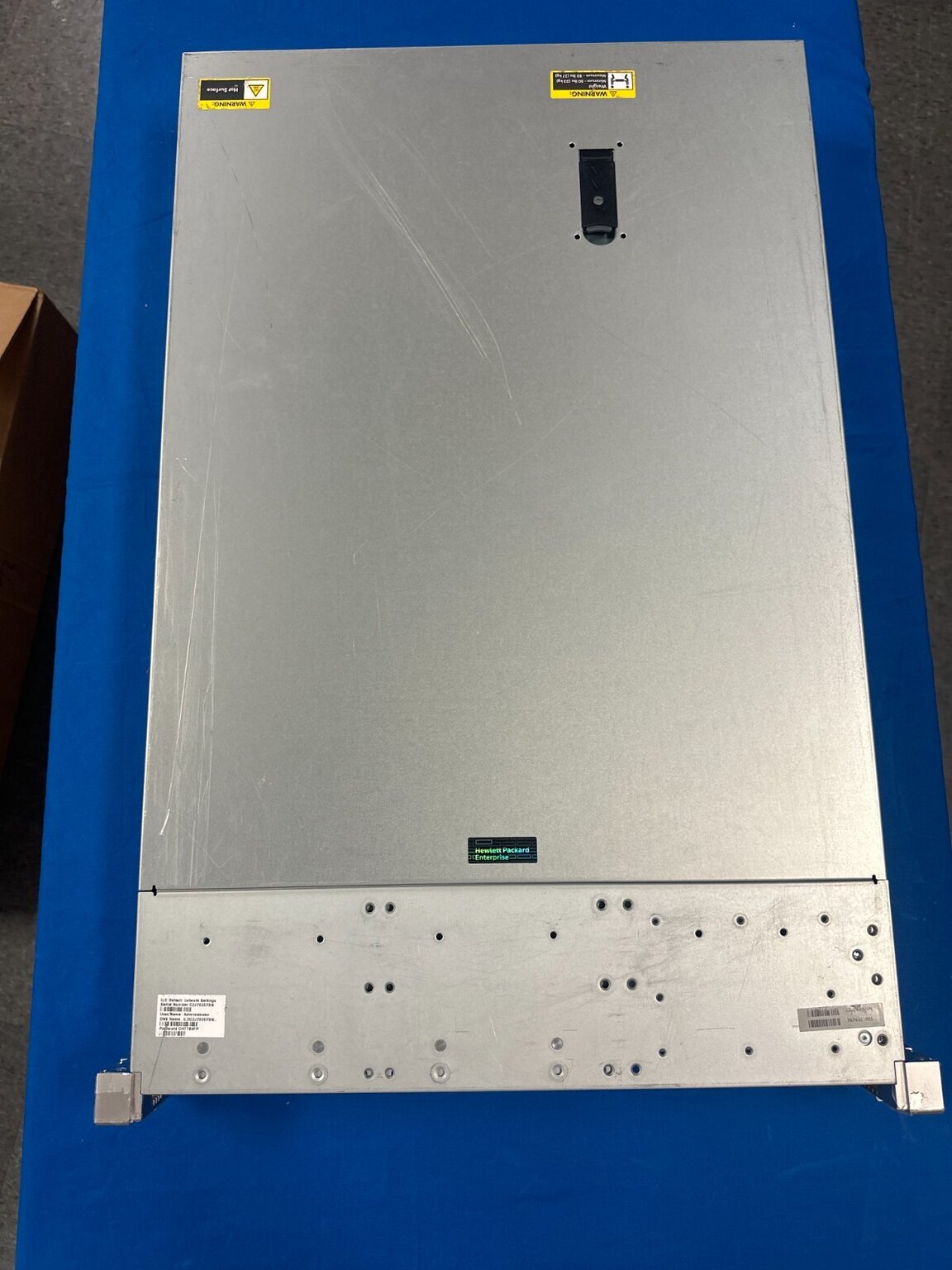 767032 B21 HP ProLiant DL380 Gen9 24x SFF CTO 843307 001 2x500W