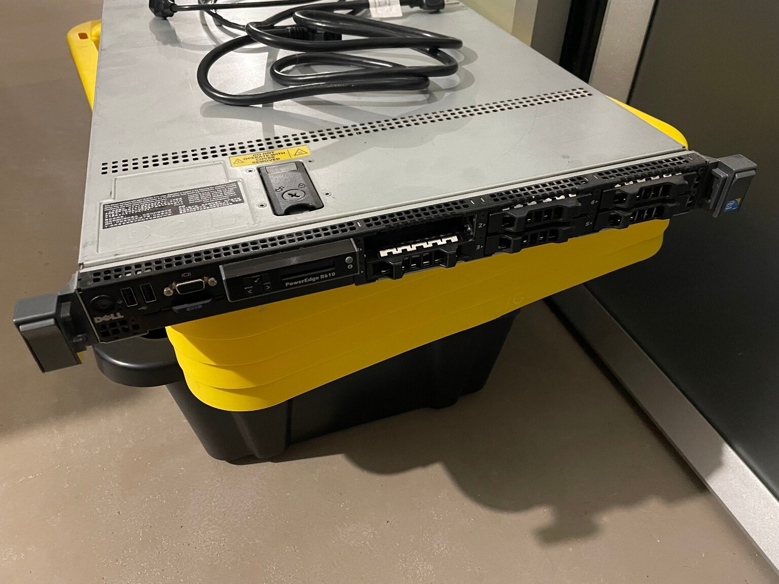 Dell Poweredge R610 Intel Xeon E5540 Dual CPU @2.53GHz