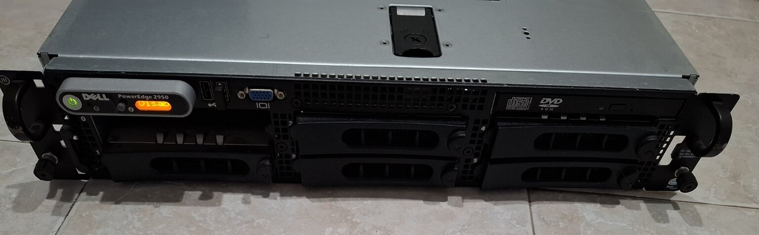 Dell PowerEdge 2950 Rack Server 2x Intel Xeon Quad Core
