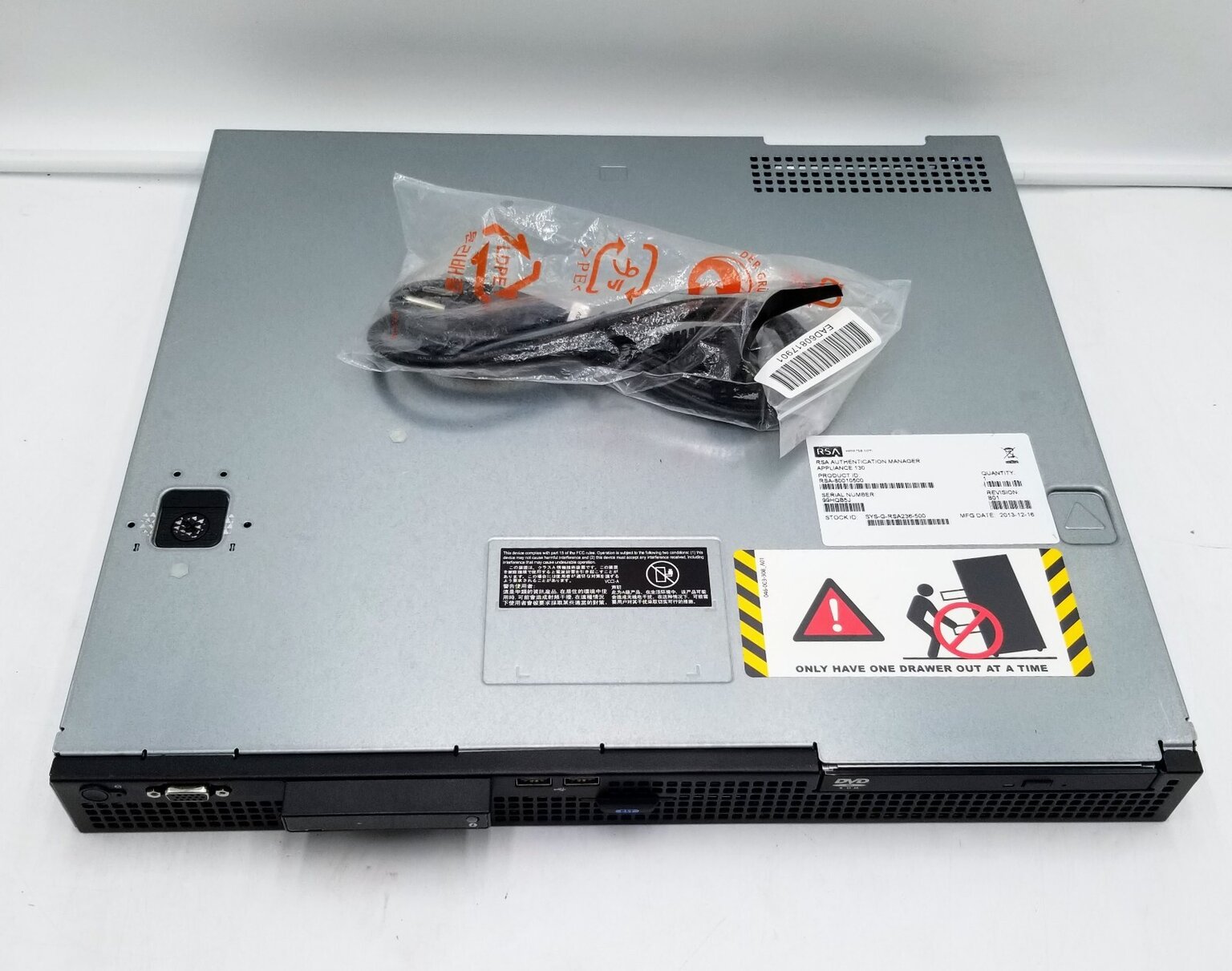 Dell Poweredge P/N: E10S E10S001 Rack Network Server 500HDD &