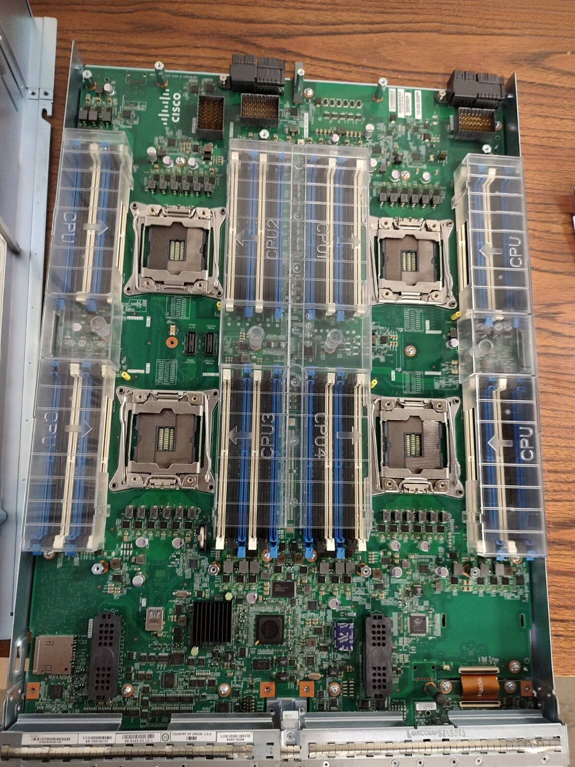 Cisco UCS UCSB B420 M4 Blade Server, 4x E5 4627 V3, CTO bare
